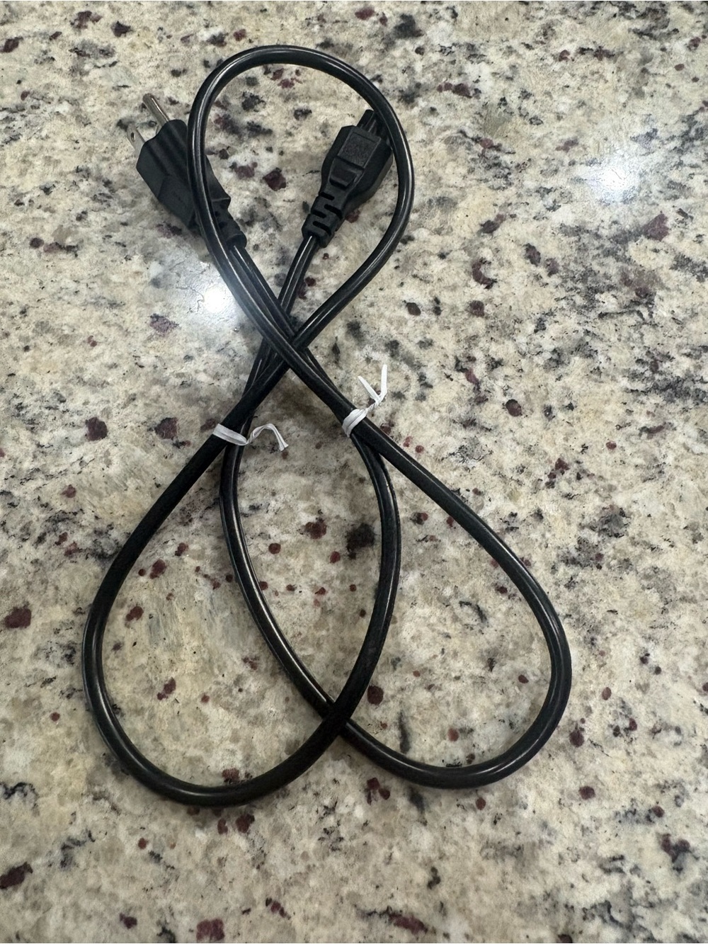 Unbranded 3 prong power cord 2.5A 250V Working condition